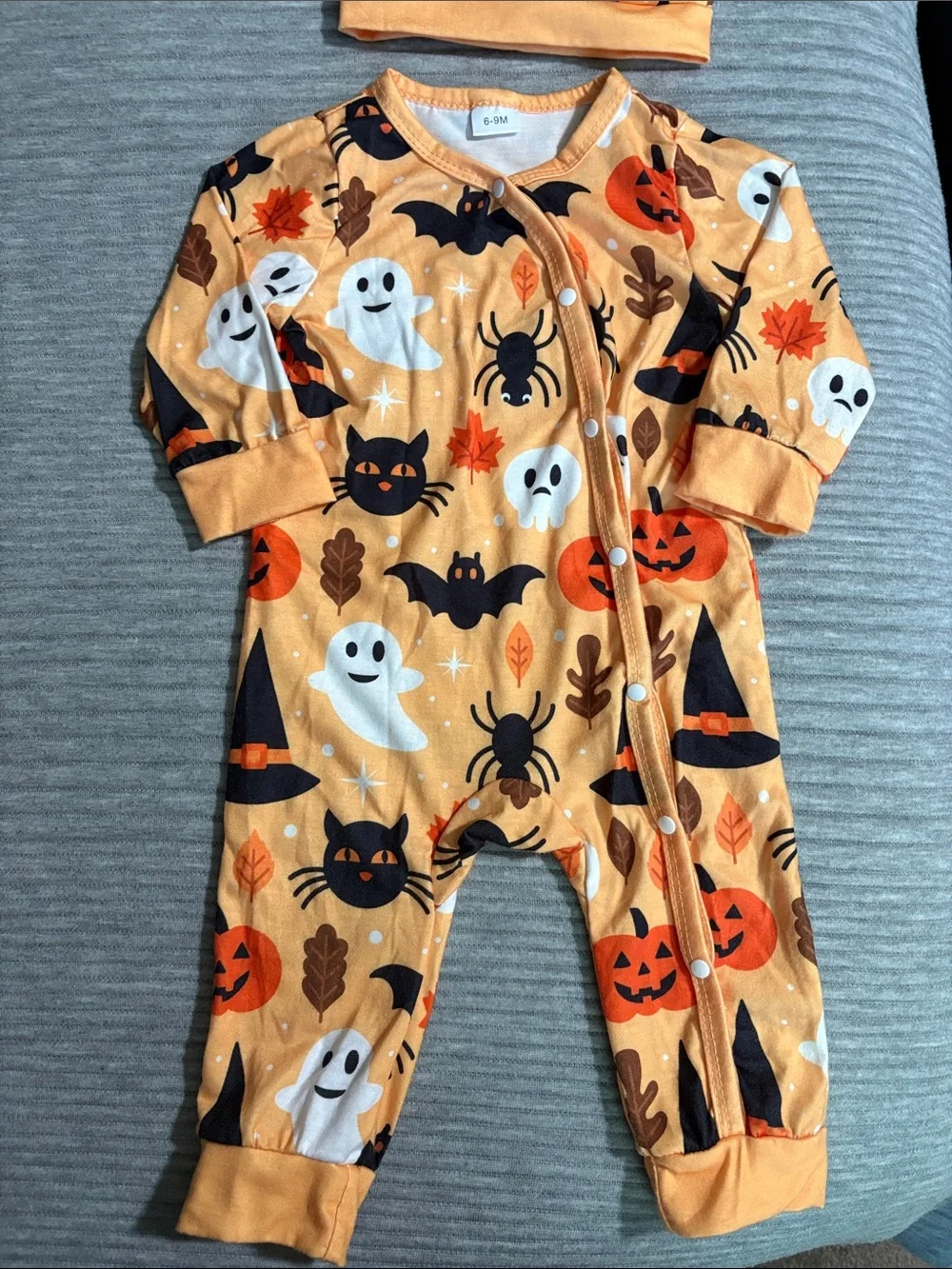 Carter's and SHEIN Halloween Footie Set size 6-9m